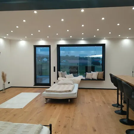 Lifestyle Cube House 3 * Moosbach (Oberpfalz)
