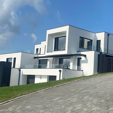 Apartment Lifestyle Cube House 3