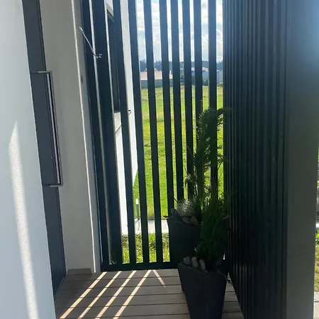 Lifestyle Cube House 3 Apartment *