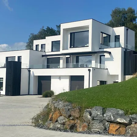 Lifestyle Cube House 3