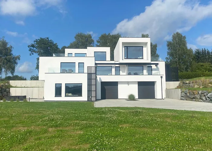 Lifestyle Cube House 3 *