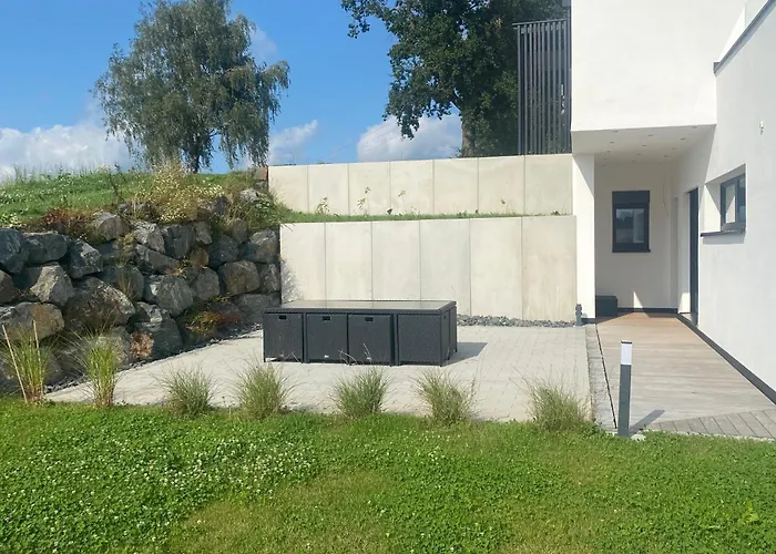 Lifestyle Cube House 3